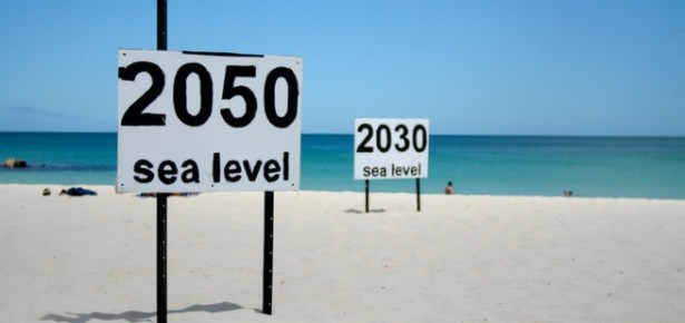 Original photo by go_greener_oz Rising sea levels. Creative commons Licence