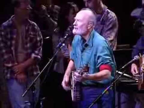 Pete Seeger Performs ‘Hobo’s Lullaby’ Live in 1996